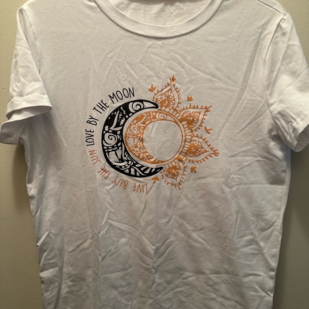 Amazon Tee